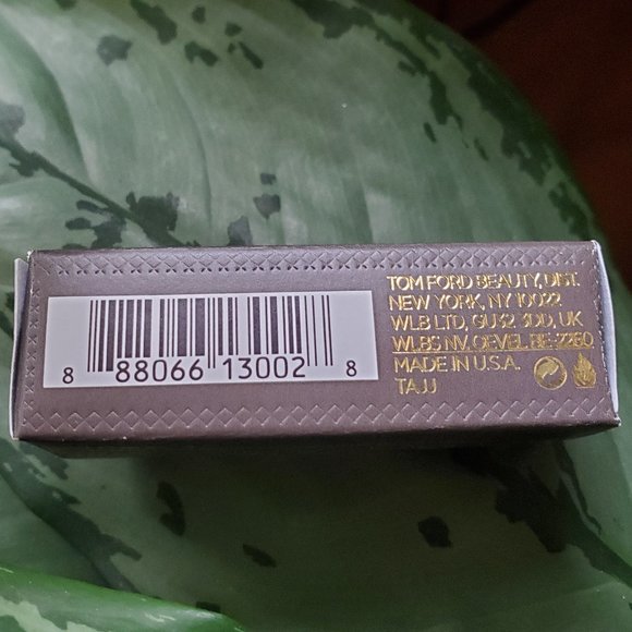 Tom Ford Ebene Fume 2ml sample - Picture 2 of 3